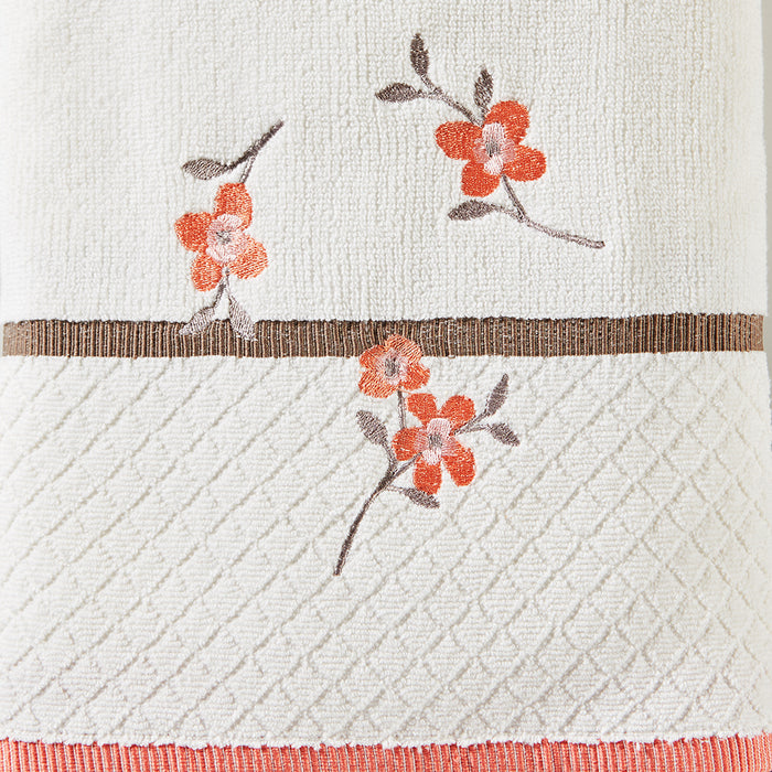 SKL Home Saturday Knight Ltd Coral Gardens Floral Spays Woven Textured Bath Towel - 50 X 25", Ivory