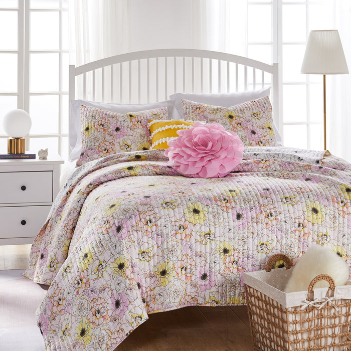 Greenland Home Fashion Misty Bloom Quilt and Pillow Sham Set - Pink