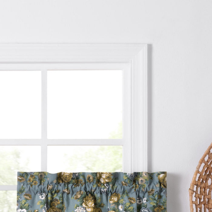 Ellis Bella Rose Stylish Medium Scale Printed Floral Pattern 1.5" Rod Pocket Tier for Windows Wedge