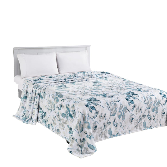 Plazatex Luxurious Ultra Soft Lightweight Dempsey Printed Blanket Light Blue