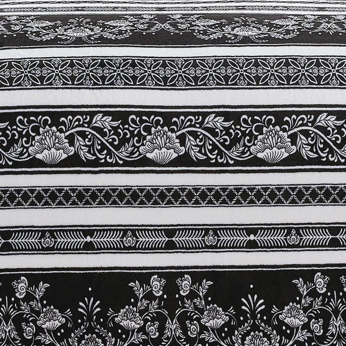 Plazatex Odelia Printed Luxurious Ultra Soft Lightweight Bed Blanket Black & White