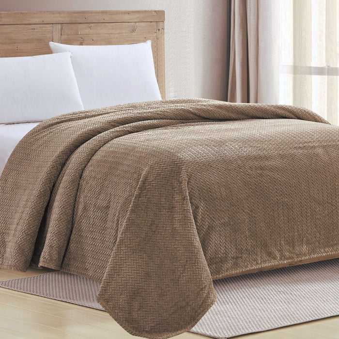 Plazatex Chevron Braided Stylish Soft Comfortable and Lightweight All Seasons Blanket Twin Taupe