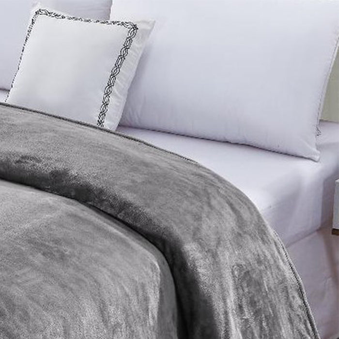 Plazatex Micro Plush Solid Parteen Soft Comfortable and Lightweight All Seasons Blanket Twin Grey