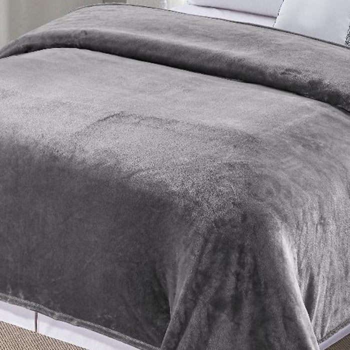 Plazatex Micro Plush Solid Parteen Soft Comfortable and Lightweight All Seasons Blanket Twin Grey