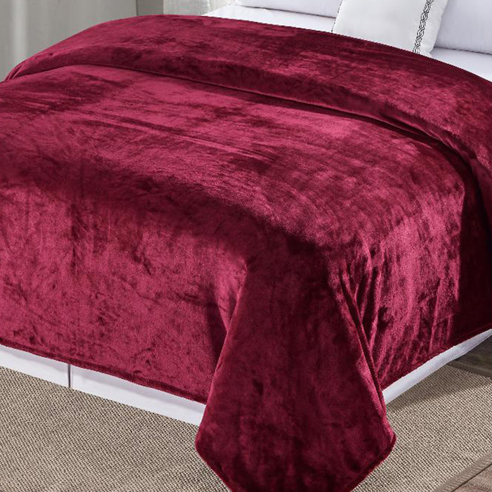 Plazatex Micro Plush Solid Parteen Soft Comfortable and Lightweight All Seasons Blanket Twin Burgundy