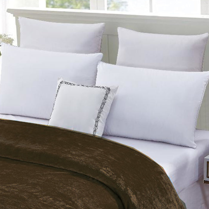 Plazatex Micro Plush Solid Parteen Soft Comfortable and Lightweight All Seasons Blanket Twin Chocolate
