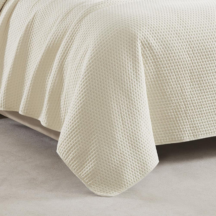 RT Designers Collection Caitlyn 3 Pieces Washed Pinsonic Lightweight Quilts Set Queen Size For Bedding Ivory