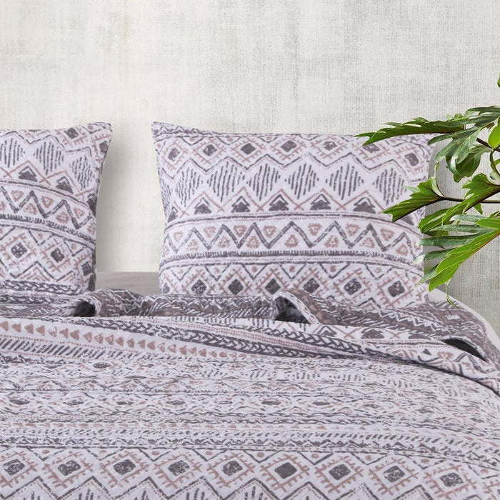 Greenland Home Fashions Barefoot Bungalow Denmark Quilting Comfort Pillow Sham - Ivory