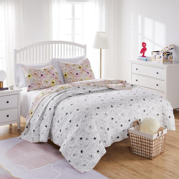 Greenland Home Fashion Misty Bloom Quilt and Pillow Sham Set - Pink