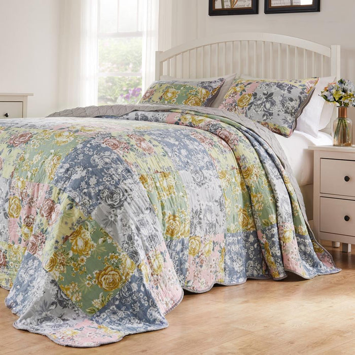 Greenland Home Fashions Emma Patchwork 100% Cotton with Scalloped Borders Bedspread Set 3-Piece Gray