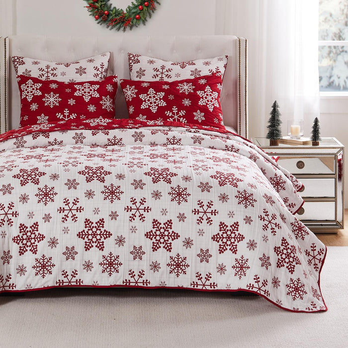 Greenland Home Fashions Snowflakes Premium Quality Christmas pattern Coverlet Set
