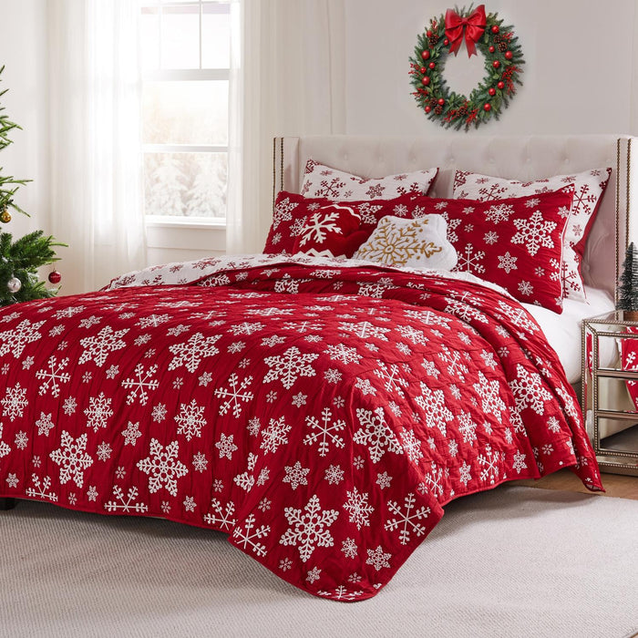 Greenland Home Fashions Snowflakes Premium Quality Christmas pattern Coverlet Set