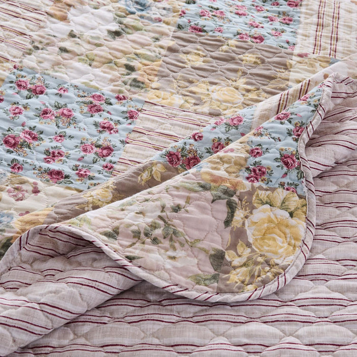 Greenland Home Fashions French Country Luxurious Modern Design Quilt Bedding Set Multicolor