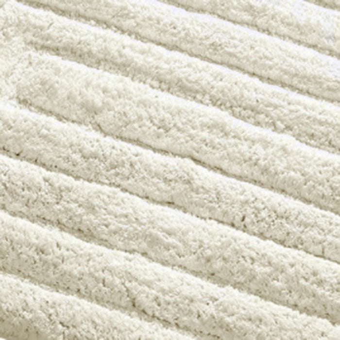 Knightsbridge Stylish And Comfortable All Season Traditional Racetrack Design Cotton Bath Rug Ivory