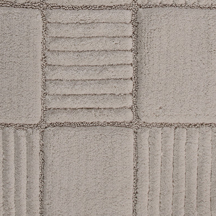Knightsbridge Chakkar Board 220 GSF Non Skid Back Bath Rug 24 x 40