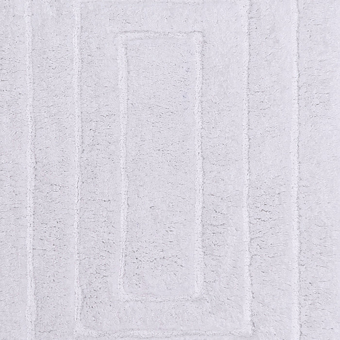Knightsbridge Stylish And Comfortable All Season Traditional Racetrack Design Cotton Bath Rug White