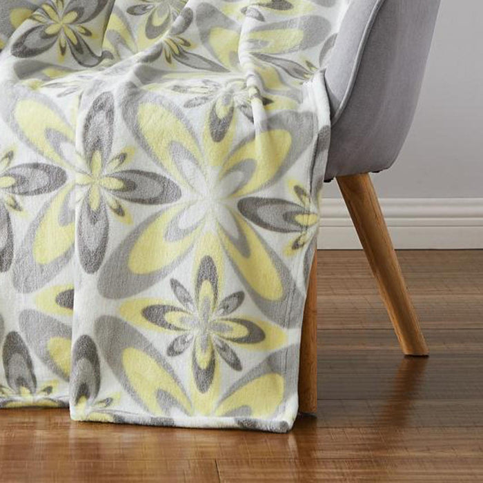 Oliva Gray Nora Printed Flannel Throw - 50x60" Yellow