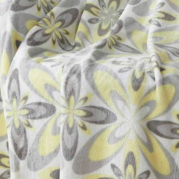 Oliva Gray Nora Printed Flannel Throw - 50x60" Yellow