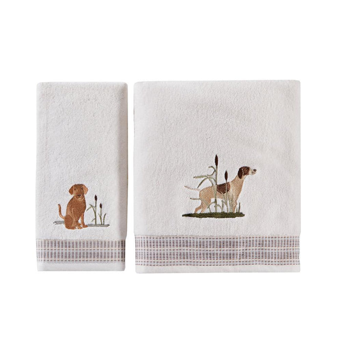 Saturday Knight Ltd Adirondack Dogs Outdoor Life Woven End Hem Bath Towel - 27x50", White