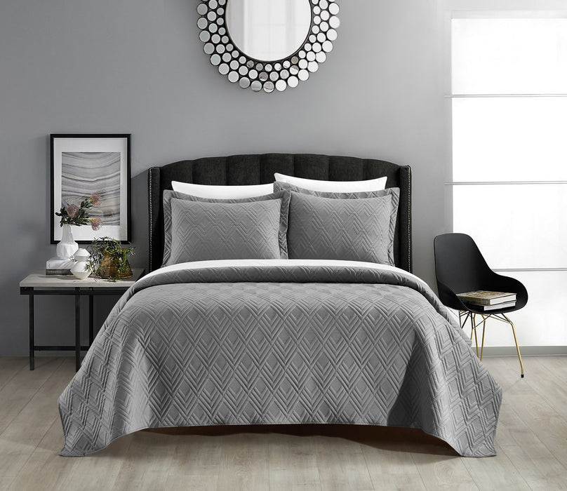 NY&C Home Marling 7 Piece Quilt Set Contemporary Geometric Diamond Pattern Bed In A Bag Bedding - Sheets Pillowcases Pillow Shams Included, King, Grey - King