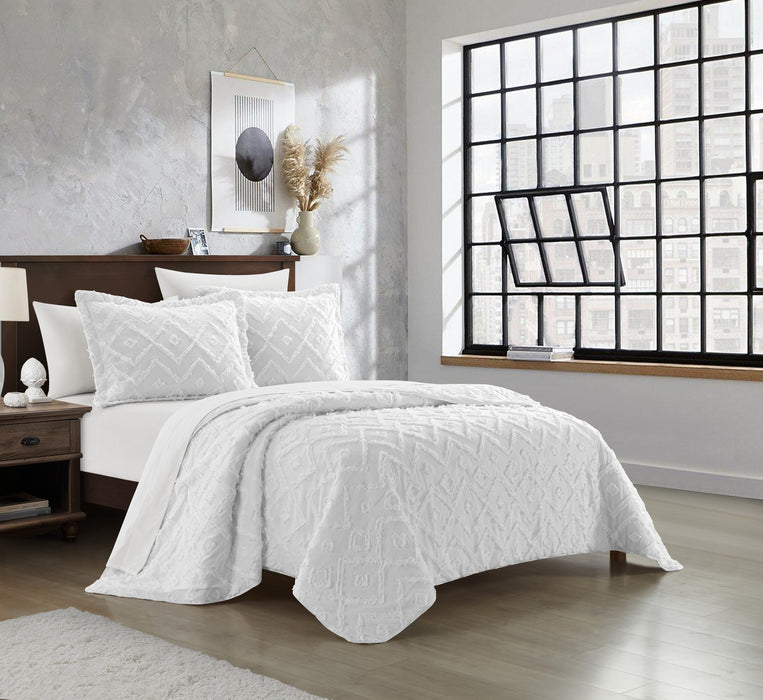 NY&C Home Cody 7 Piece Cotton Quilt Set Clip Jacquard Geometric Pattern Bed In A Bag Bedding -Sheets Pillowcases Pillow Shams Included, Queen, White - Queen