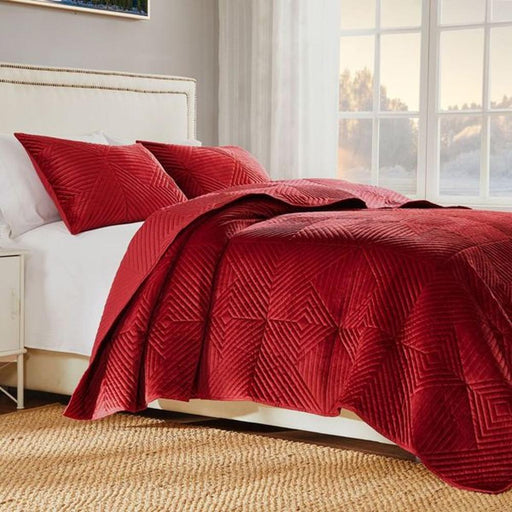 Greenland Home Fashion Riviera Velvet Quilt Set 2 Pieces Quilt Set Including Pillow Sham Twin/XL Red - Twin/XL
