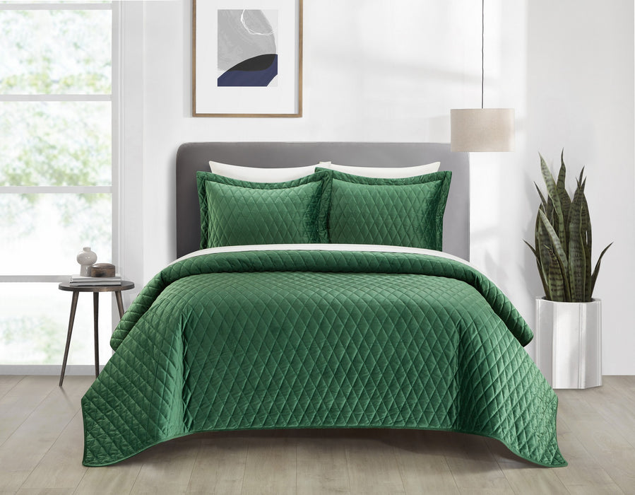 NY&C Home Wafa 7 Piece Velvet Quilt Set Diamond Stitched Pattern Bed In A Bag Bedding - Sheets Pillowcases Pillow Shams Included, King, Green - King